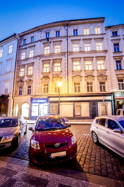 Ahoy! Hostel Prague Ngoại thất bức ảnh