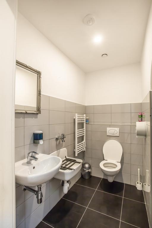 Ahoy! Hostel Prague Ngoại thất bức ảnh