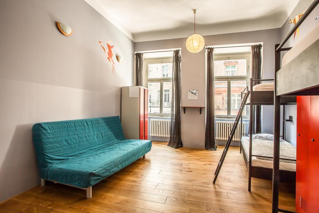 Ahoy! Hostel Prague Ngoại thất bức ảnh